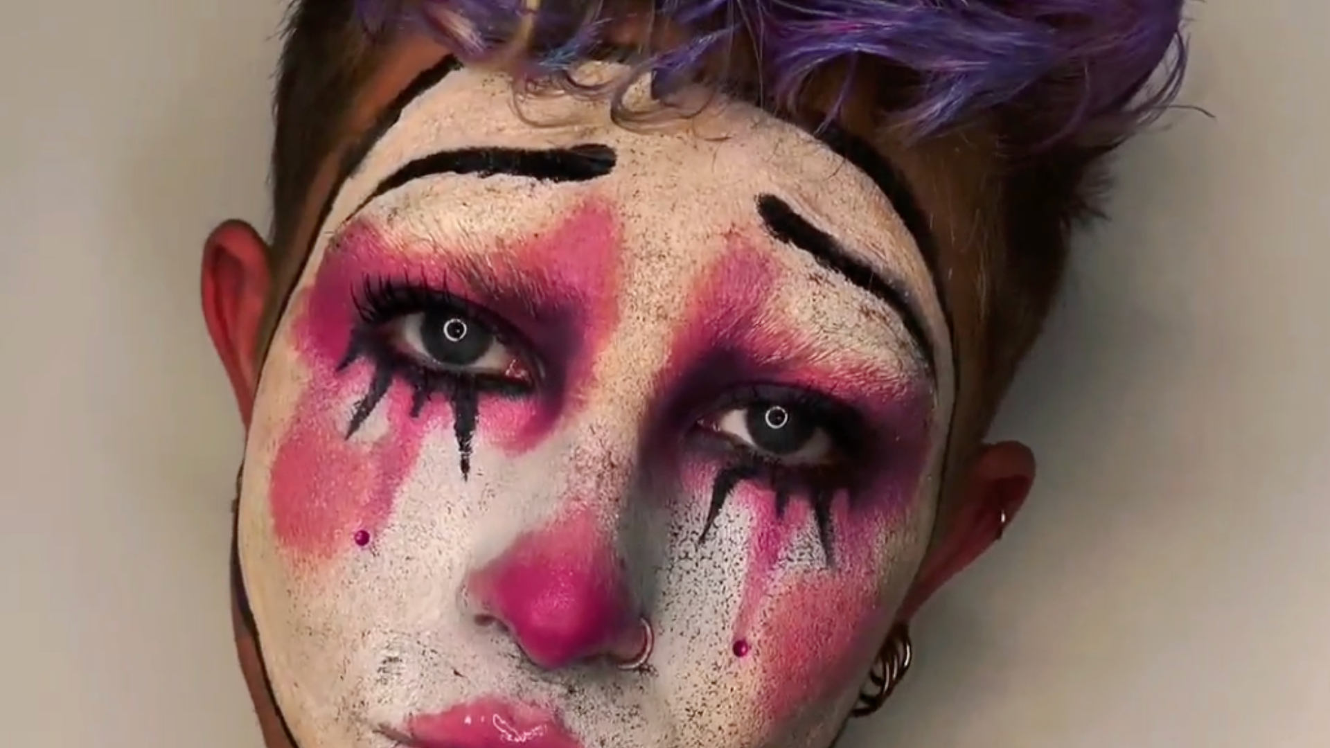 Halloween Makeup Hacks To Enhance Your Costume