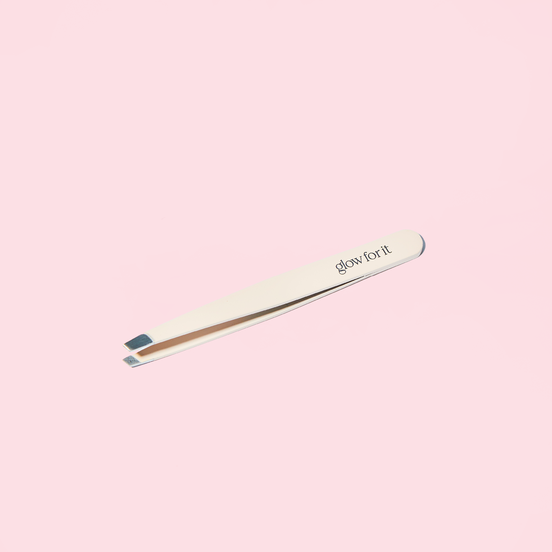 Tweezers